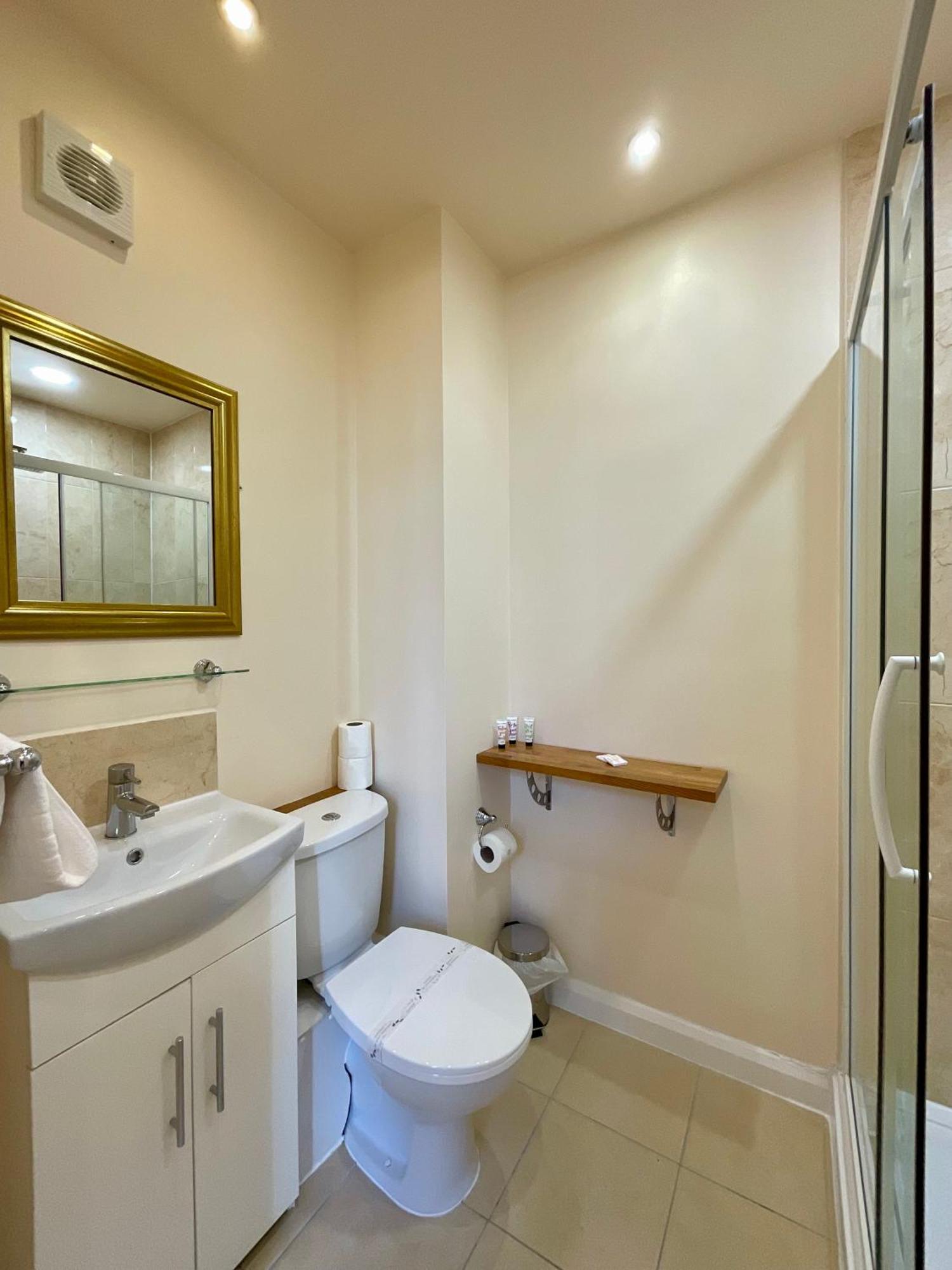 Vernon Guesthouse ايستبورن المظهر الخارجي الصورة