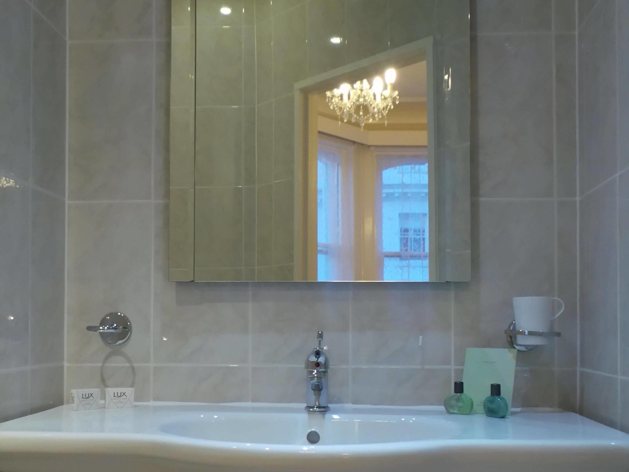 Vernon Guesthouse ايستبورن المظهر الخارجي الصورة